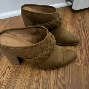 Brown Heel Boots